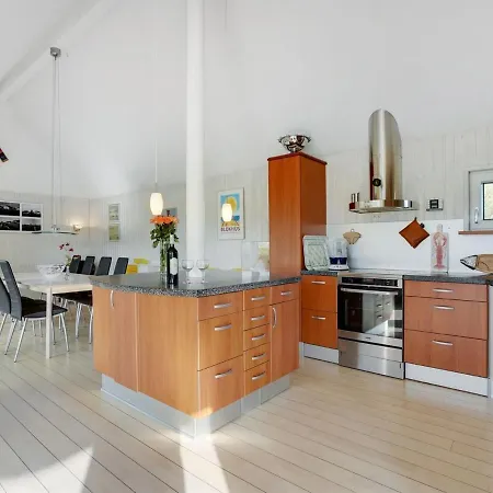 Henric - 100m From The Sea In Nw Jutland By Interhome 別荘